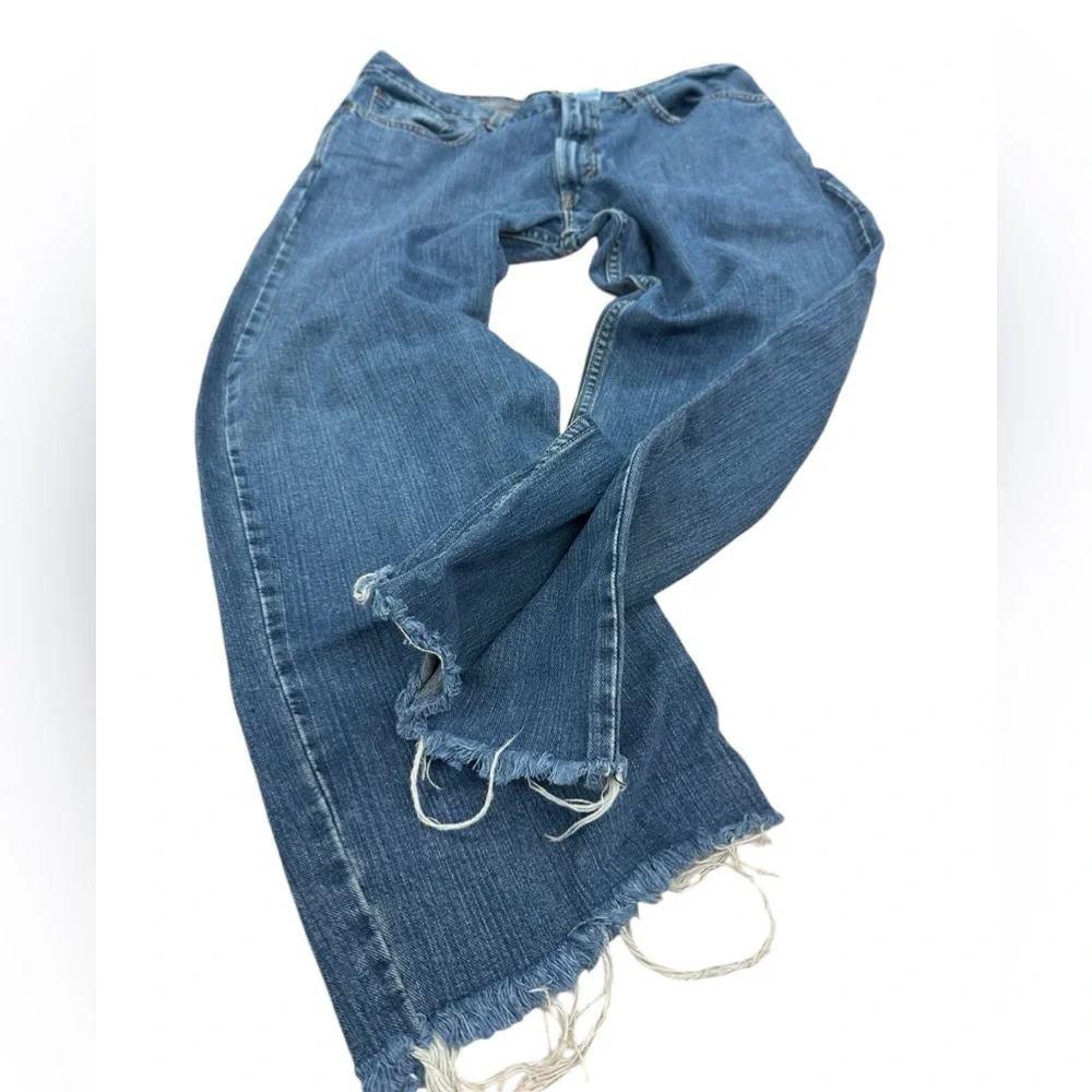 Men’s Levi’s Strauss 550 relaxed fit 38 X 32 altered‎ length to 38 x 28 vintage